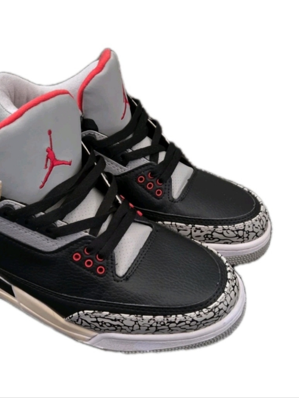 Nike Air Jordan 3 Retro OG Black Cement DN3707-010 US Men's 11 - Picture 3 of 17